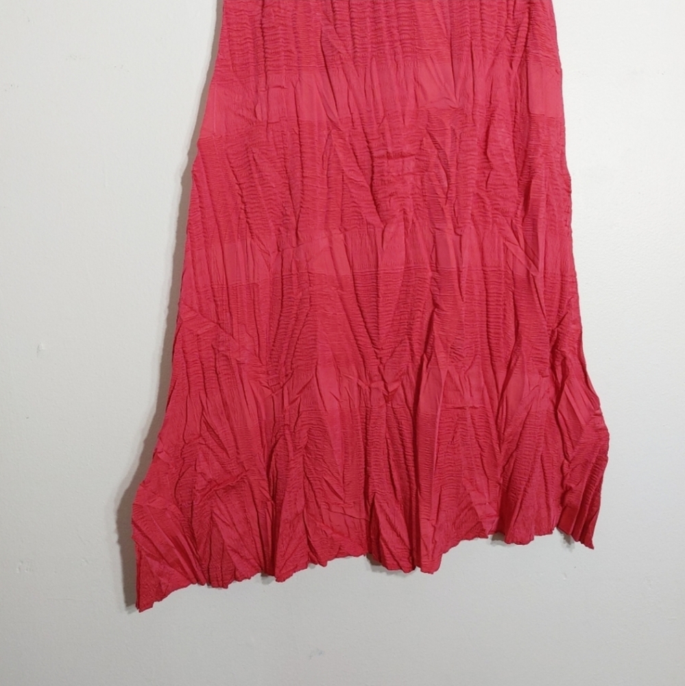 Lëiko Made in France Pink Crinkle Finish Asymmetric Midi Skirt Women's Size 12 - Picture 3 of 8